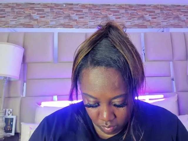 Freechat ShaniaBrown on BongaCams