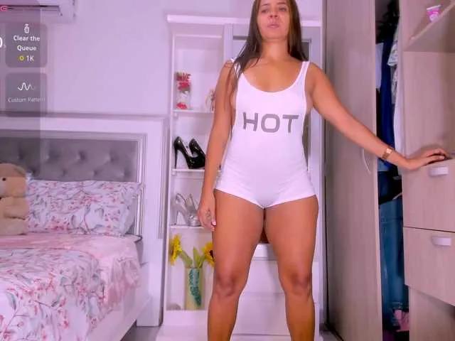 Freechat sharonDulce on BongaCams