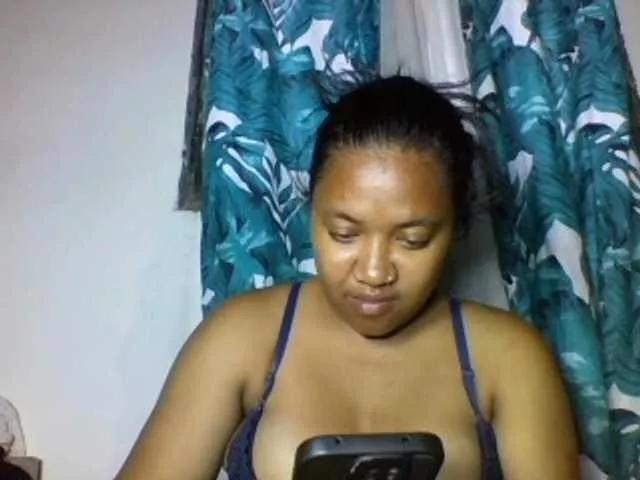 Offline Sheilkahsexy on BongaCams