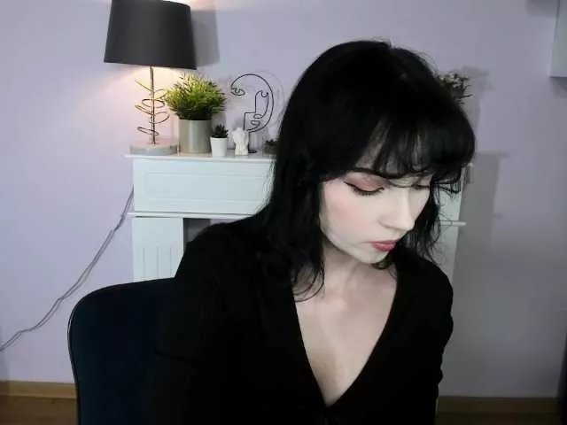 Offline soft-denise on BongaCams