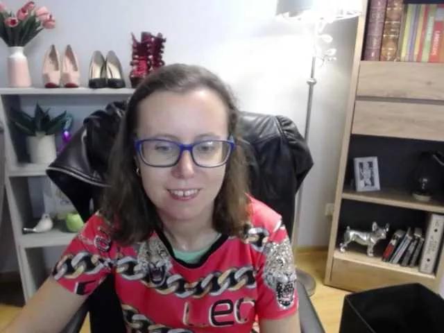 Offline sparkleLizzy on BongaCams