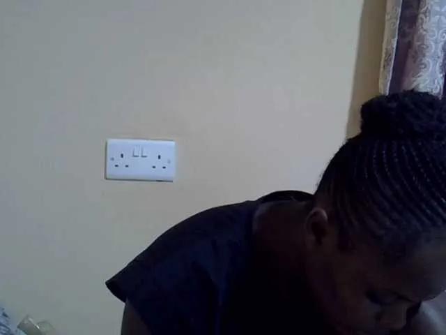 Offline Sweet-diva on BongaCams