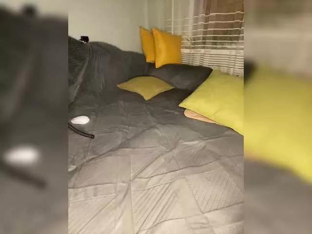 Freechat SweetLoveKiss on BongaCams