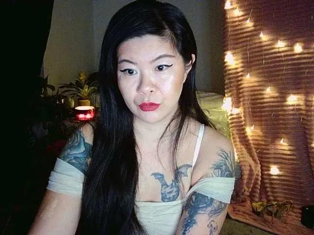 SweetyLaura on BongaCams 