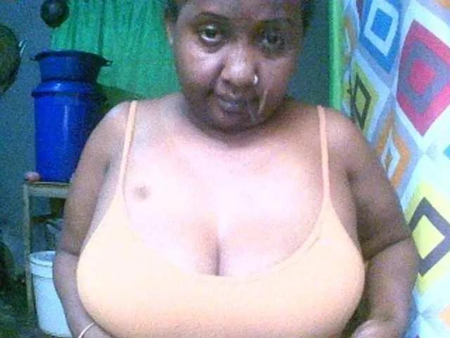 Freechat Sylivinaahh on BongaCams