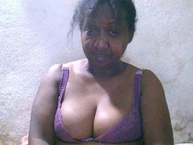 Freechat Sylivinaahh on BongaCams