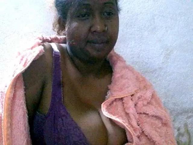 Freechat Sylivinaahh on BongaCams