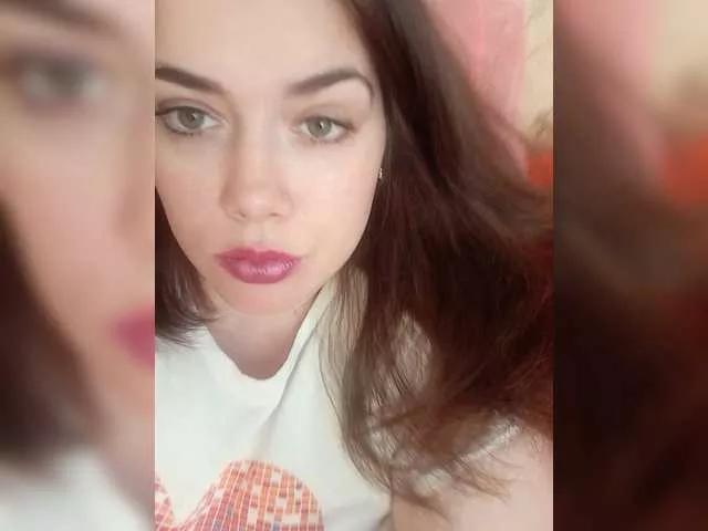 Offline TaraRid on BongaCams