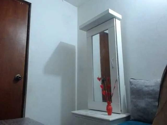 Freechat TaylorMegan on BongaCams