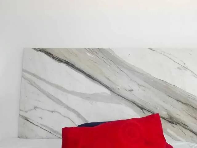 BongaCams thamiina is Freechat thamiina — That you speak to me very hot and seductive but that you support what I am worth and choose what I have in my menu or we will have fun alone in private