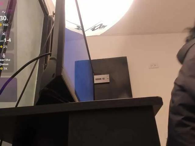 TiffanyBecker's avatar