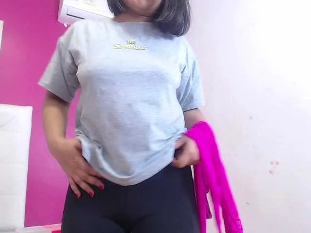 Offline tiny-whore on BongaCams