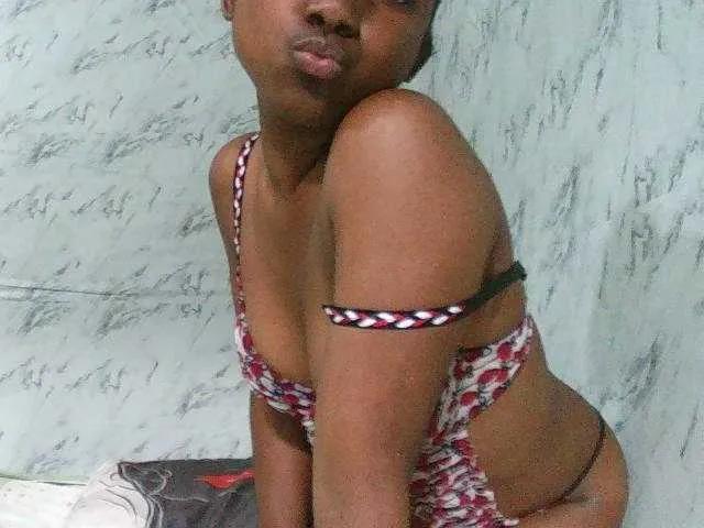 BongaCams Tonyah1 is Freechat Tonyah1 — j'aime les personnes respectueuses,l'attention,la douceur et une ambiance positive me mettent vraiment l'aise