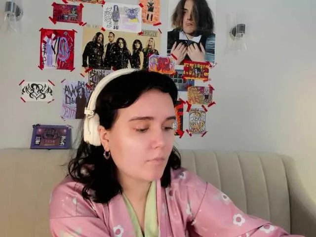 Offline TracyLilith on BongaCams