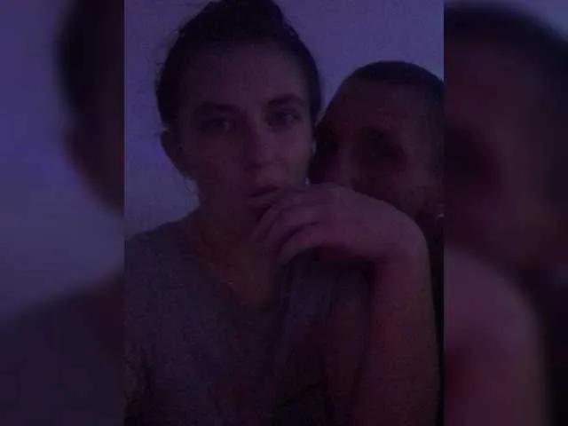 Twolatte1520 on BongaCams