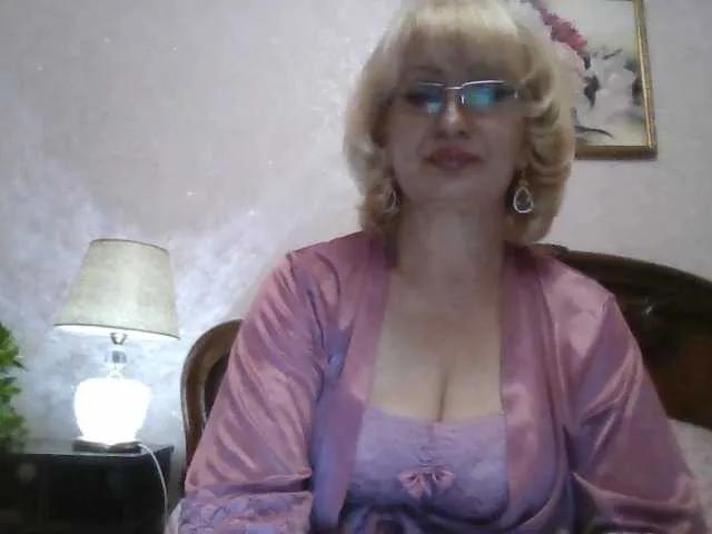 Offline Ur-Mami on BongaCams