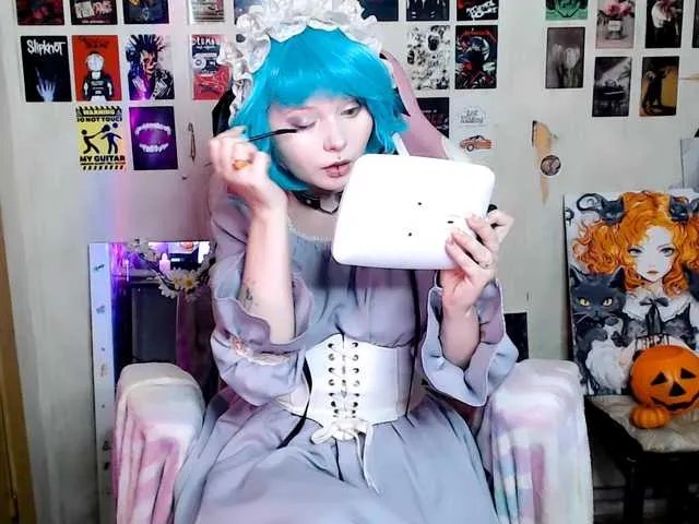 Offline Usagi-Blush on BongaCams