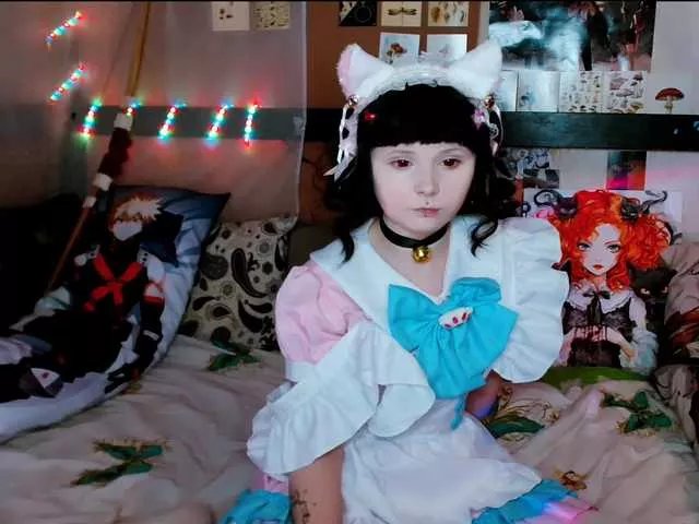 Offline Usagi-Blush on BongaCams