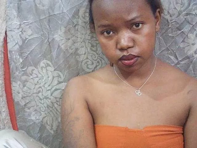 Offline valeria223 on BongaCams