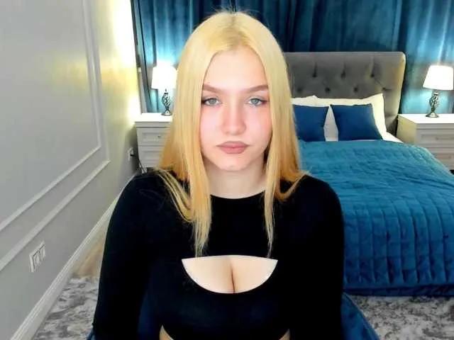 Offline Velvetsky on BongaCams