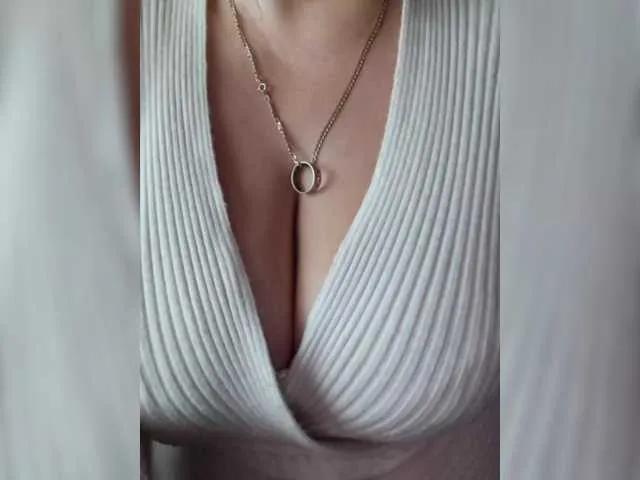 Freechat VeronicaChica on BongaCams