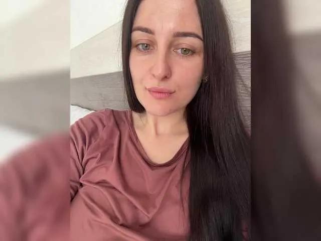 Offline Viksi66 on BongaCams