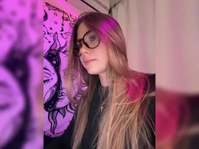 Offline Villanelle on BongaCams