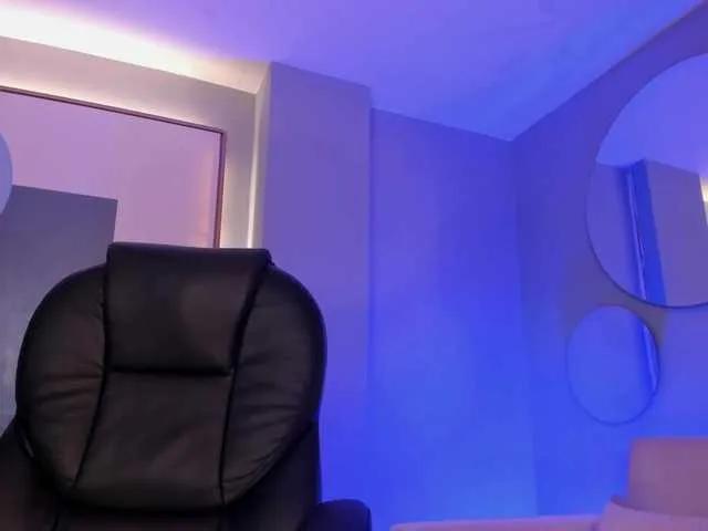 Offline ViolettCastel on BongaCams