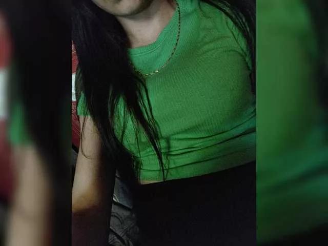 Offline Wiskey on BongaCams