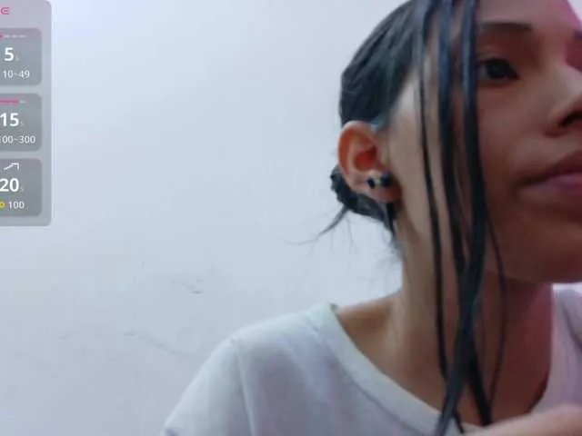 Offline yourcuteneighbourr on BongaCams