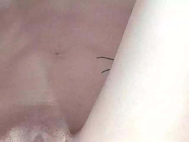 Offline YUKIODAVIS on BongaCams