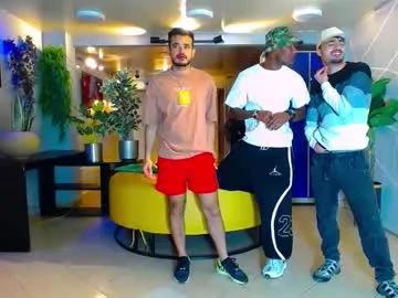 Freechat 1pushman on Chaturbate