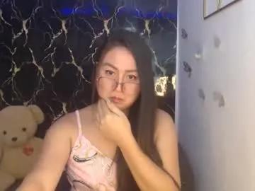 _arah on Chaturbate