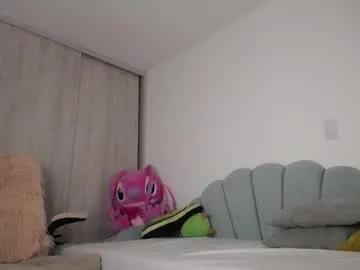 Freechat _arianalzate_ on Chaturbate