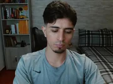 Freechat aaron_paul_ on Chaturbate