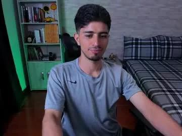 Freechat aaron_paul_ on Chaturbate