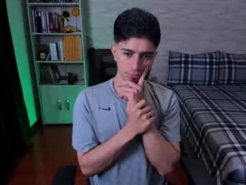 Freechat aaron_paul_ on Chaturbate