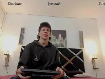 adriano_bigcock on Chaturbate