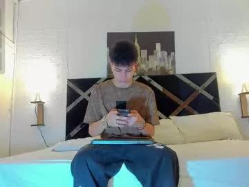 adriano_bigcock on Chaturbate