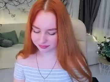 Freechat airysilhouette on Chaturbate