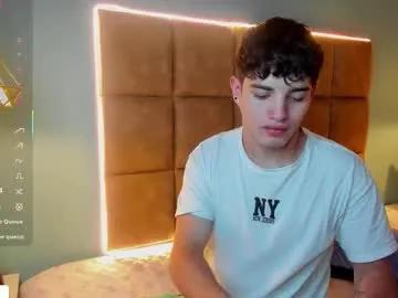 Freechat alejootwink on Chaturbate