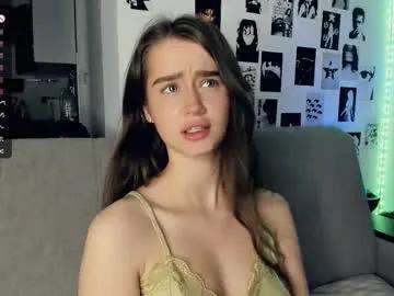 alivialovely's avatar