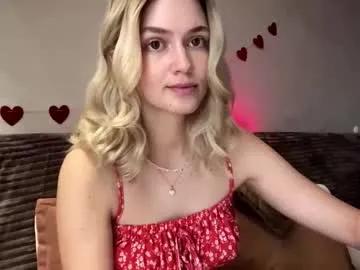 Freechat amandatalk on Chaturbate