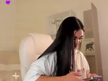 Freechat ambermiller04 on Chaturbate
