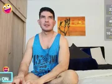 andrewstelee on Chaturbate