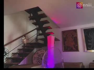 annie_snow_ on Chaturbate