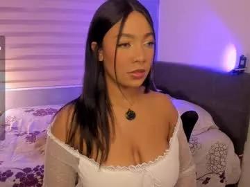 Freechat anniejasmin_ on Chaturbate