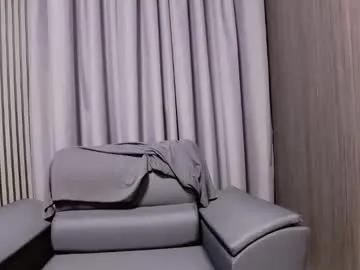 Freechat antoniovalentinidiamond on Chaturbate