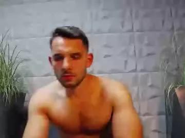 Freechat antoniovalentinidiamond on Chaturbate