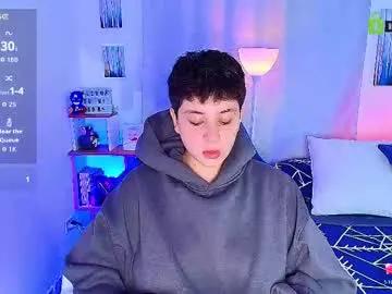 Away arontroy_wi on Chaturbate